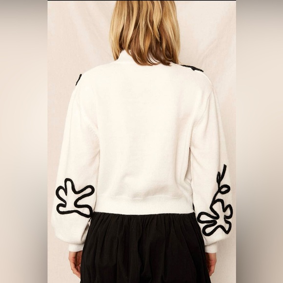 NWT Boutique Jazlyn Mock Neck Floral Outline Sweater – Cream - Picture 4 of 5